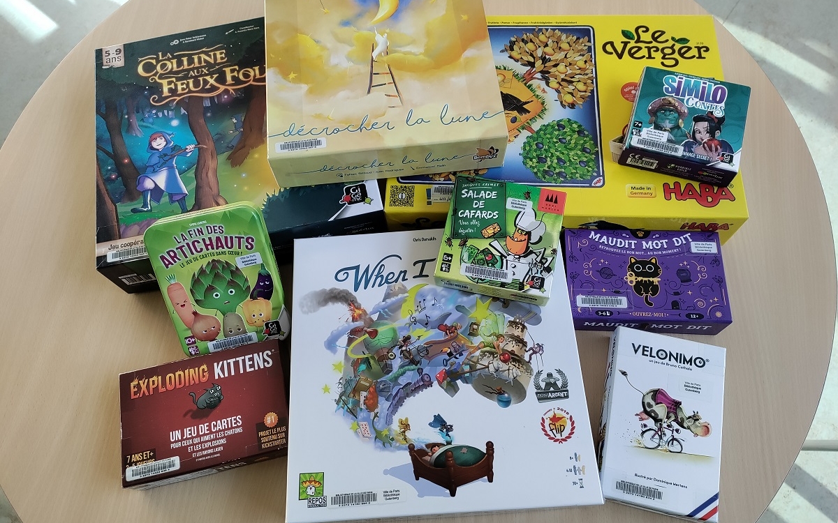 Soirée jeux de société Chocolat chaud et chamallows - Bibliothèque Claire Bretécher Bibliothèque Claire Bretécher  Paris