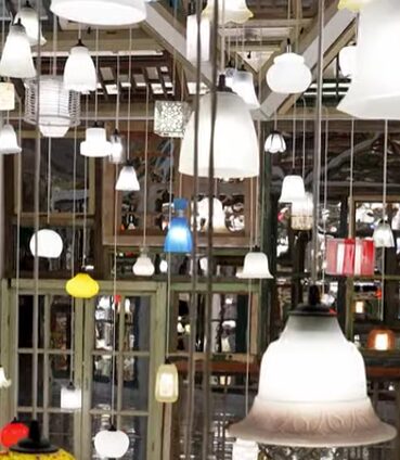 Song Dong, installation sous verrière au Bon Marché