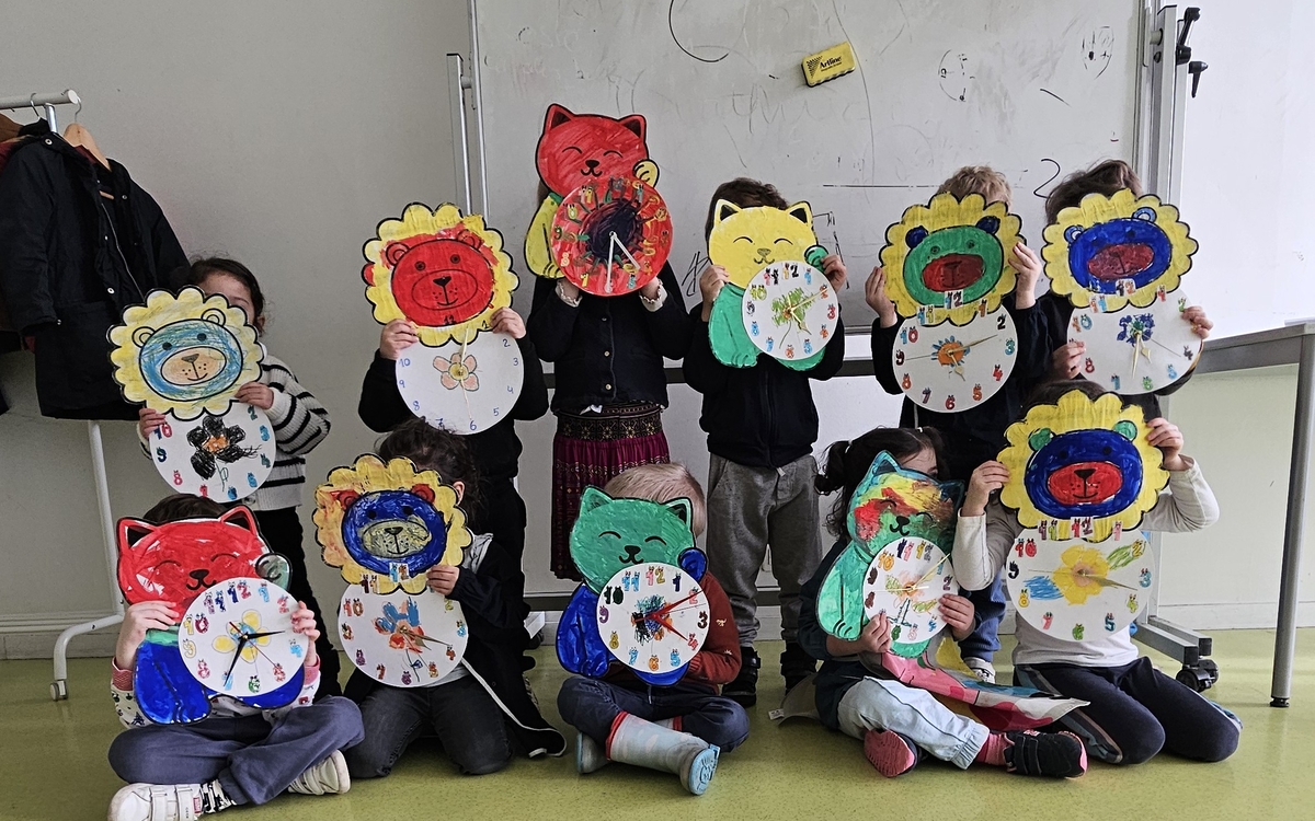 Stage croisé Petits Pinceaux et Eveil théâtral « Voyage autour du monde magique » Centre Paris Anim’ Point du Jour PARIS Stage croisé Petits Pinceaux et Eveil théâtral "Voyage autour du monde magique" Centre Paris Anim' Point du Jour PARIS