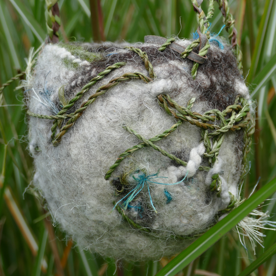 Stage de filage de laine et stage de feutrage