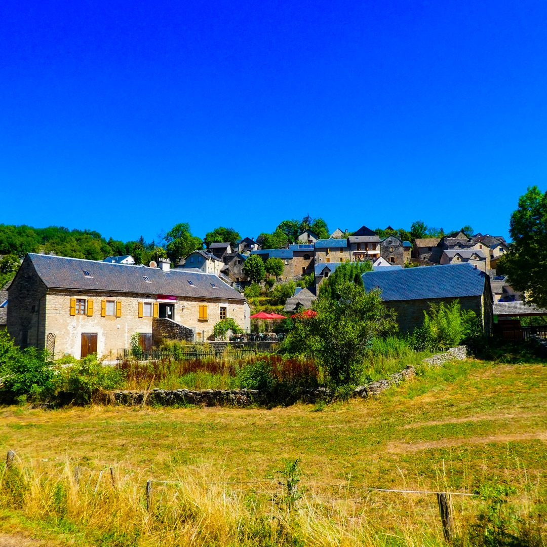 STAGE D'EXPRESSION & D'IMPROVISATION THÉÂTRALE