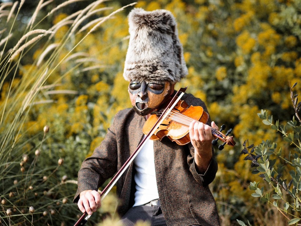 Villes en scène > Cavalcade en Cocazie Rédèr Nouhaj