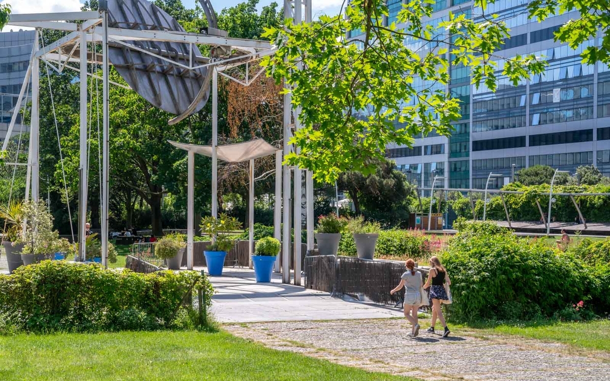 Visite guidée du jardin Atlantique Bibliothèque Andrée Chedid Paris Visite guidée du jardin Atlantique Bibliothèque Andrée Chedid Paris