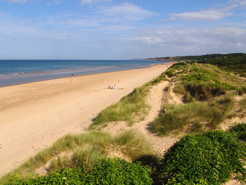 Balade entre terre et mer à la découverte du site d'Omaha Beach.