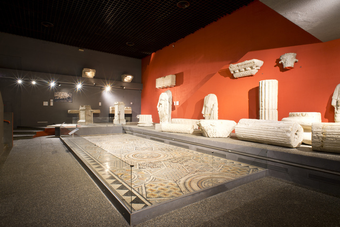 Burdigala au temps des romains. La ville de Burdigala et ses grands hommes. Musée d'Aquitaine Bordeaux