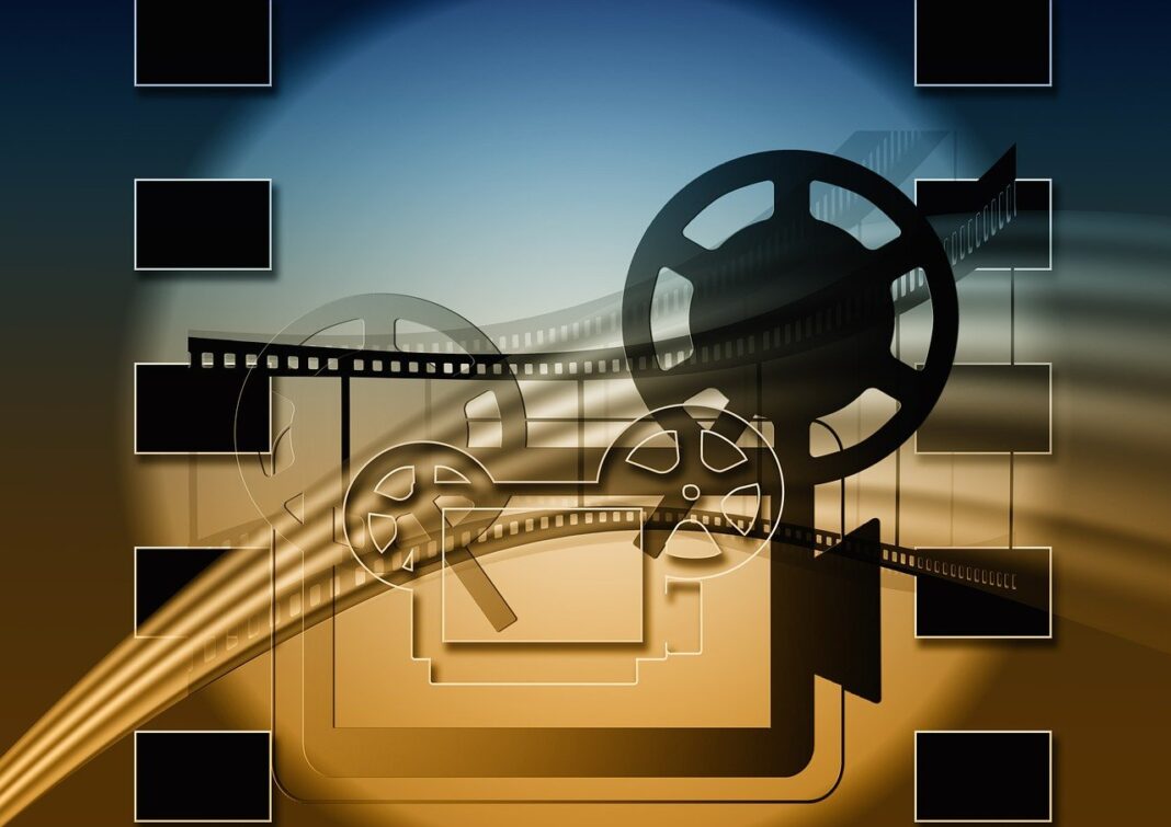 Cinéma à Villefranche: Gourou Place de la Liberté Villefranche-du-Périgord