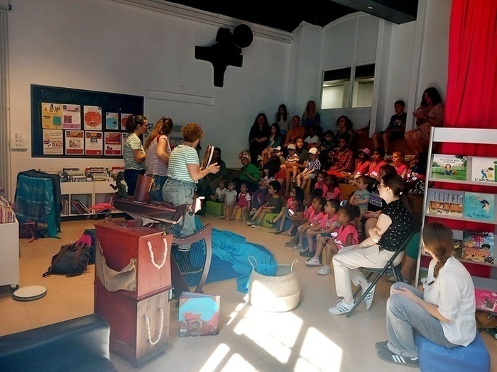 Court-spectacle "Les 3 petites ourses" Maison du projet "En attendant la médiathèque" Lille