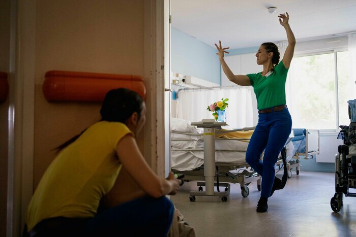 CULTURE EN PARTAGE - Val d'Oise - Parcours chorégraphique en maison de retraite Résidence Les Charmilles Montsoult