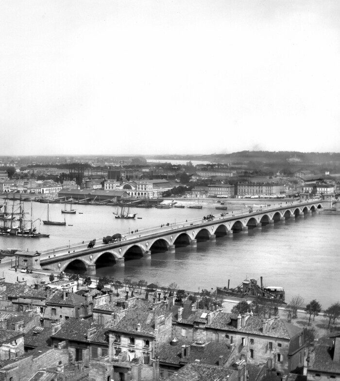 Explorez le temps avec les Archives de Bordeaux Métropole ! Archives Bordeaux Métropole Bordeaux
