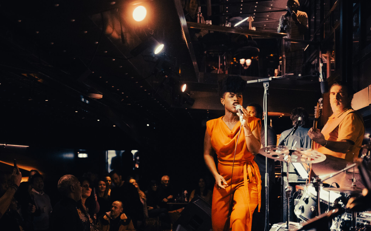 Hypnotiks avec Athéna Mawuena