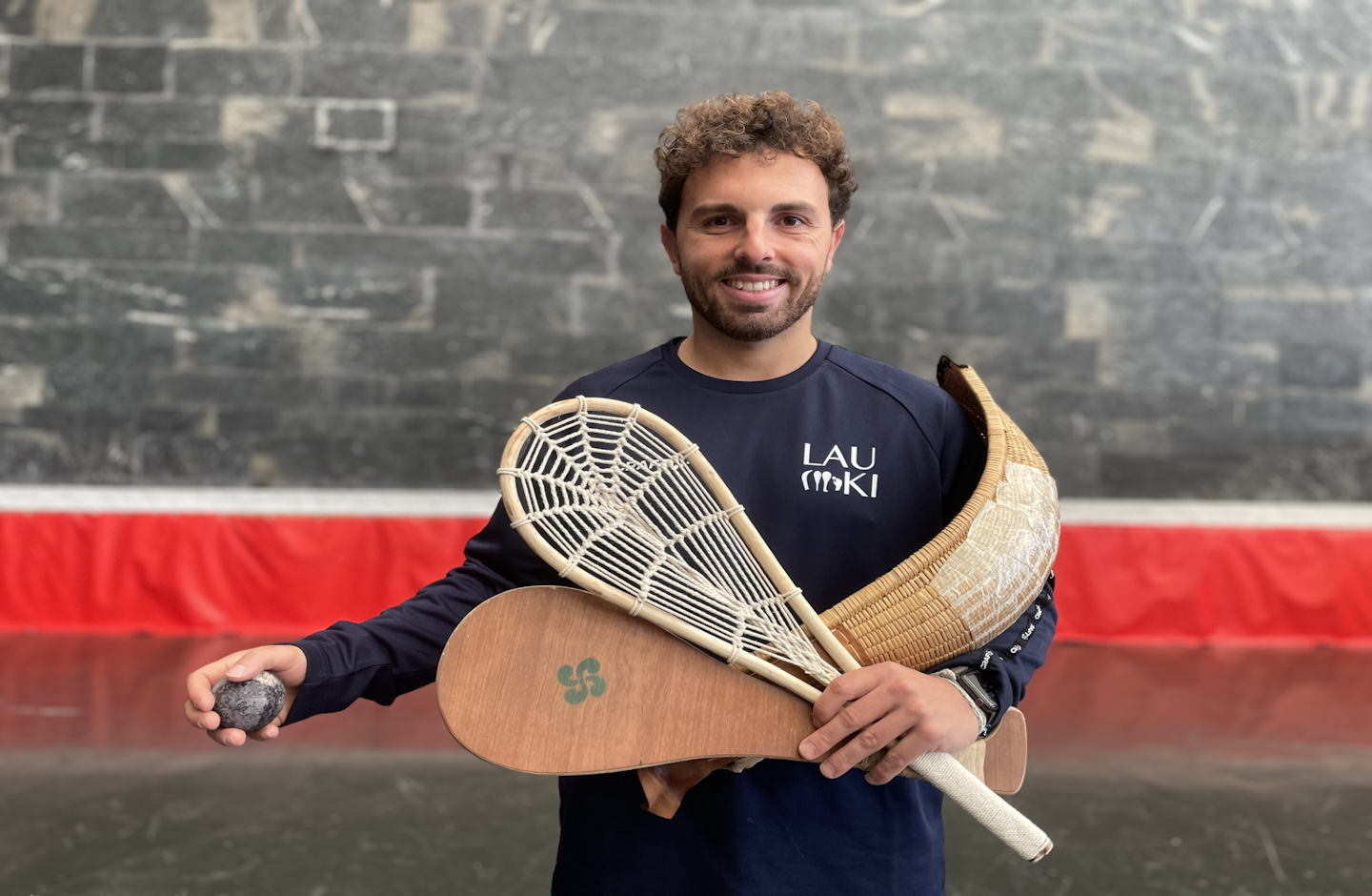 Initiation à la pelote basque expérience et découverte de 2 disciplines.