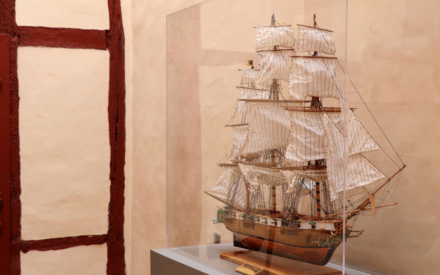 Itsasontzi mamuen inkesta