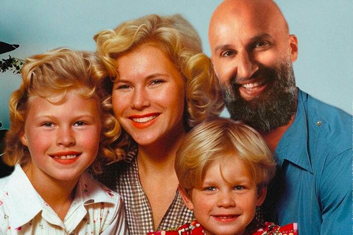 JASON BROKERSS Le Rocher de Palmer Cenon