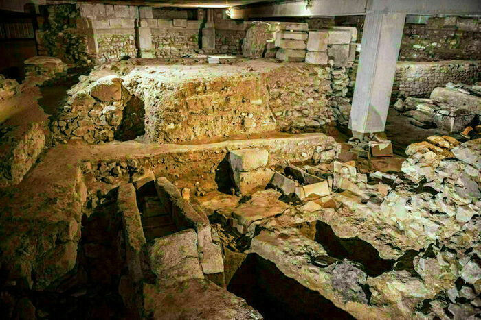 La crypte Saint-Martial Crypte Saint-Martial Limoges