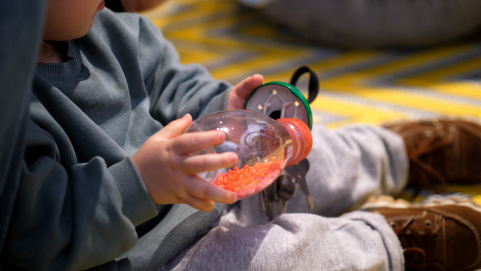 Le MEG à portée de bébé. Un éveil musical au cœur des collections permanentes du Musée. MEG Genève