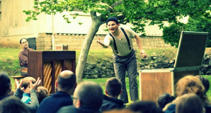 Les clowns musicaux de la Cie Casus Délires présente: Qu'est-ce ? épi des Longs Champs Rennes