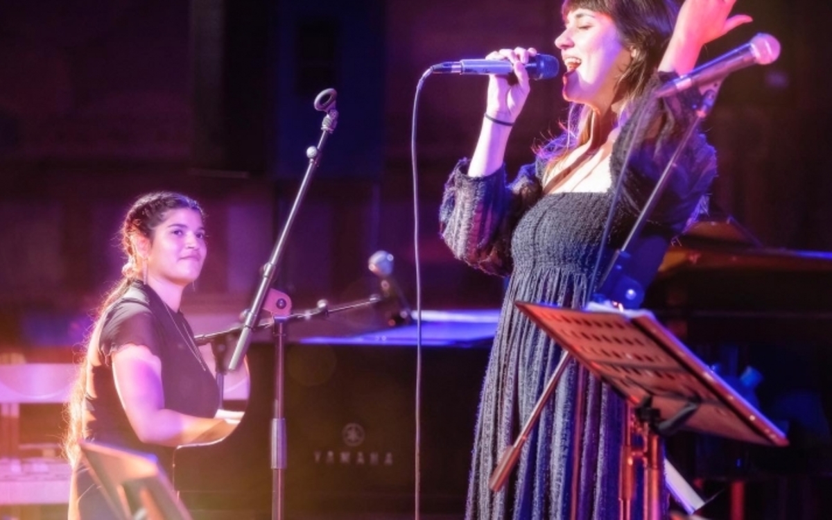 LUCIE GUILLEM & BAND – « LEGRAND SOIR »