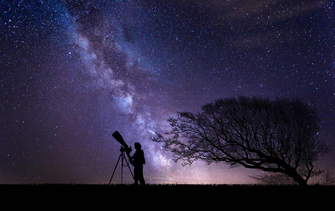 Nuit des étoiles soirée astronomie La Chapelle-Pouilloux