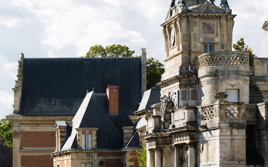 On se lève tous pour Anet