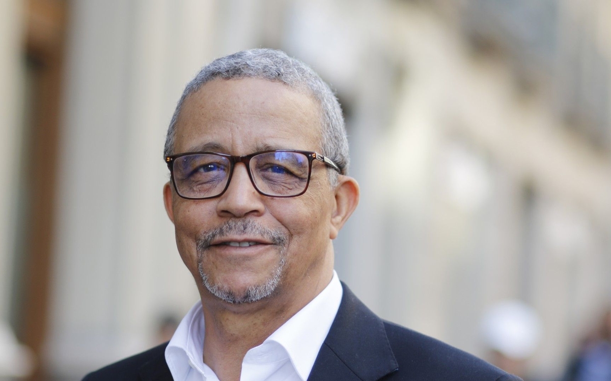 Rencontre-dédicace avec Yasmina Khadra Médiathèque James Baldwin Paris