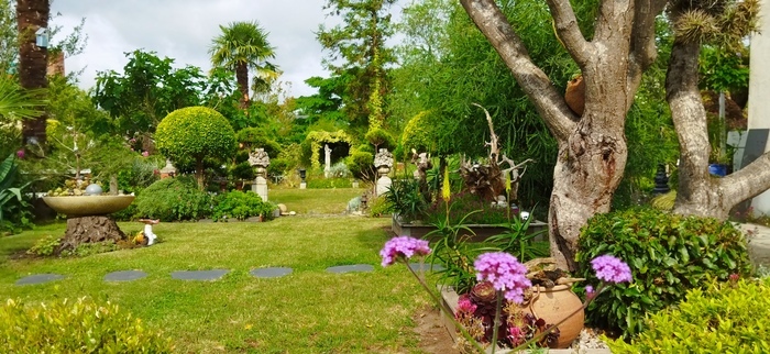 Rendez vous au jardin bleu Le jardin Bleu Laigné-Saint-Gervais