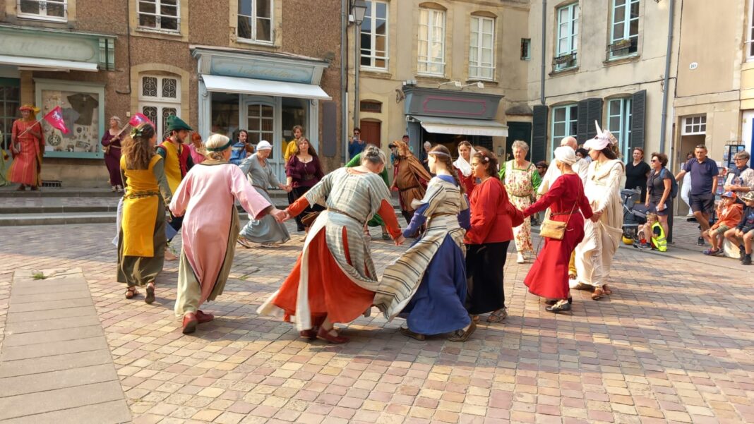 Stage de danse médiévale Osez la Médiévale Attitude ! Voie du 18 septembre Bayeux