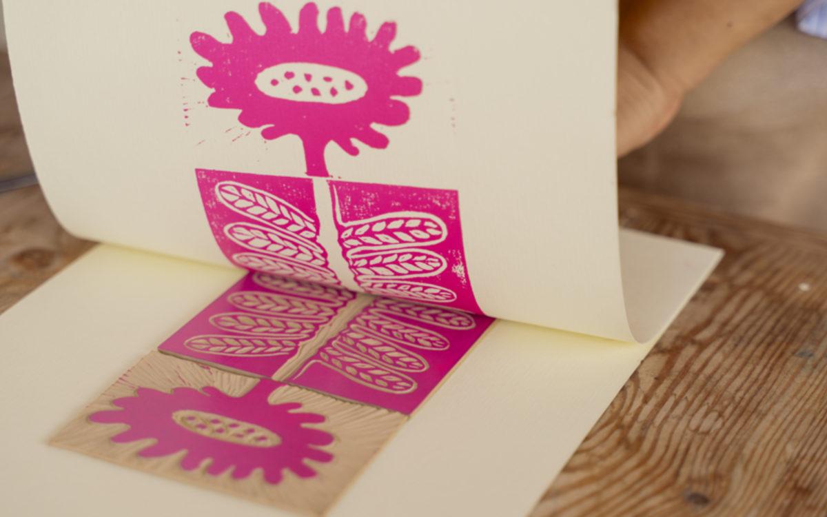 Stage vacances « Linogravure » Centre Paris Anim’ Poterne des Peupliers PARIS Stage vacances "Linogravure" Centre Paris Anim' Poterne des Peupliers PARIS