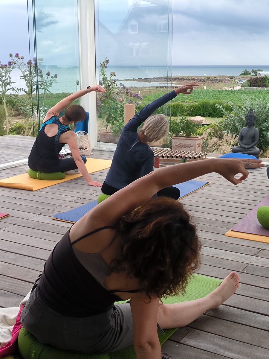 Stage yoga Stage yoga