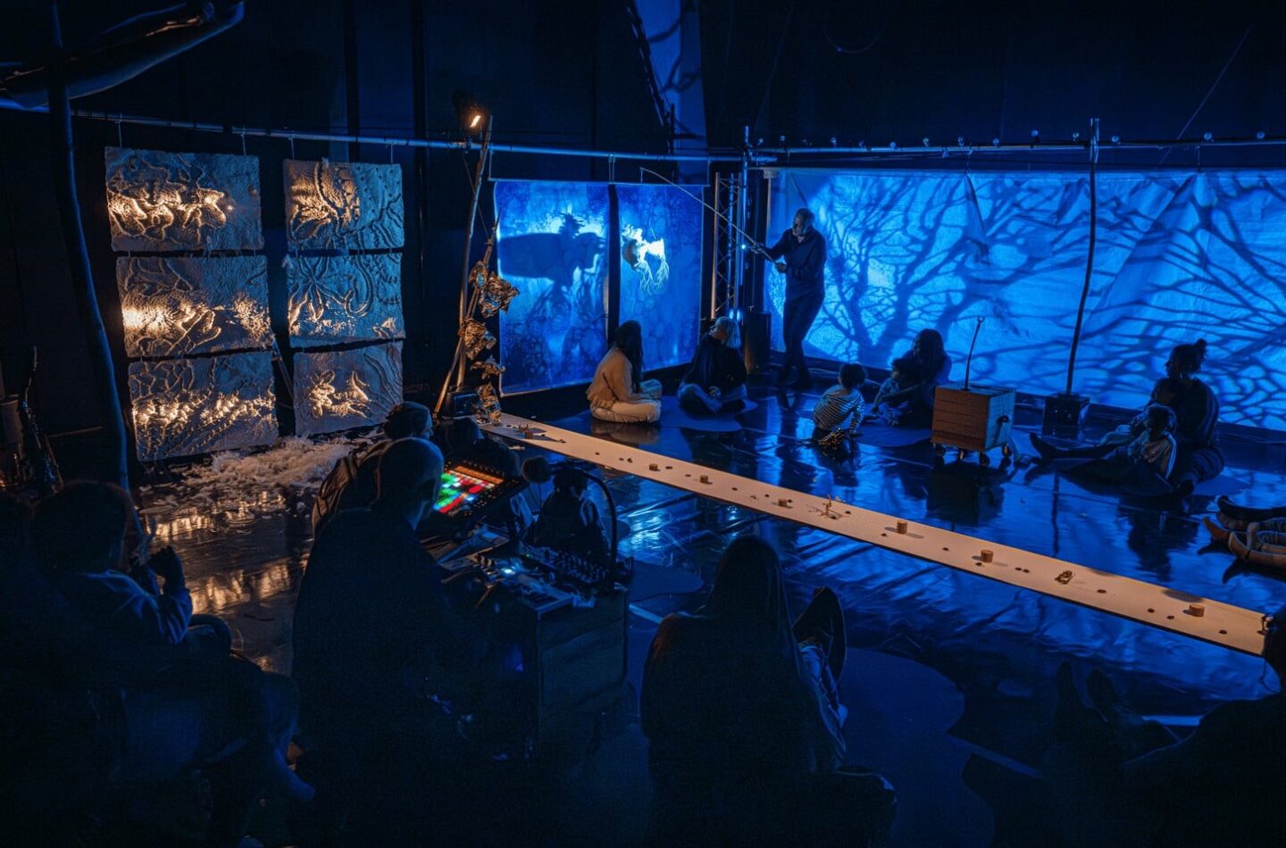 Théâtre d'objet musical Mira Mundi Cie Melodiam Vitae