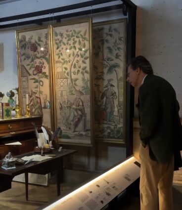 Boudoir et espace de lecture dans l’exposition du MAD