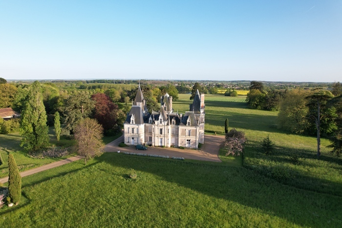 Visite découverte du parc à l'anglaise Parc du château du martreil Sainte-Christine