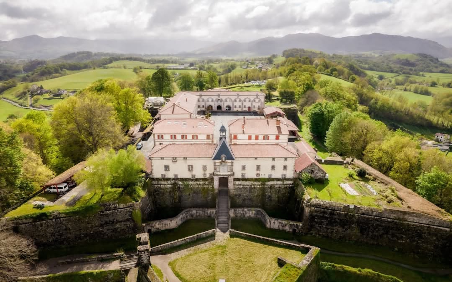 Visite guidée de la citadelle Parking de la citadelle Saint-Jean-Pied-de-Port 2026-07-30 Visite guidée de la citadelle