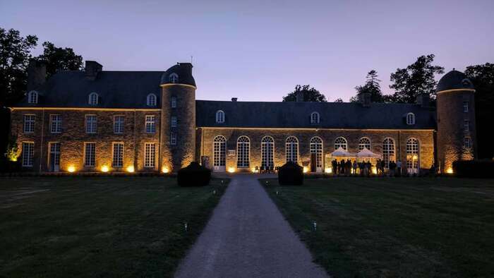 Visite guidée du château dans une ambiance tamisée Château-Musée de Pontécoulant Pontécoulant
