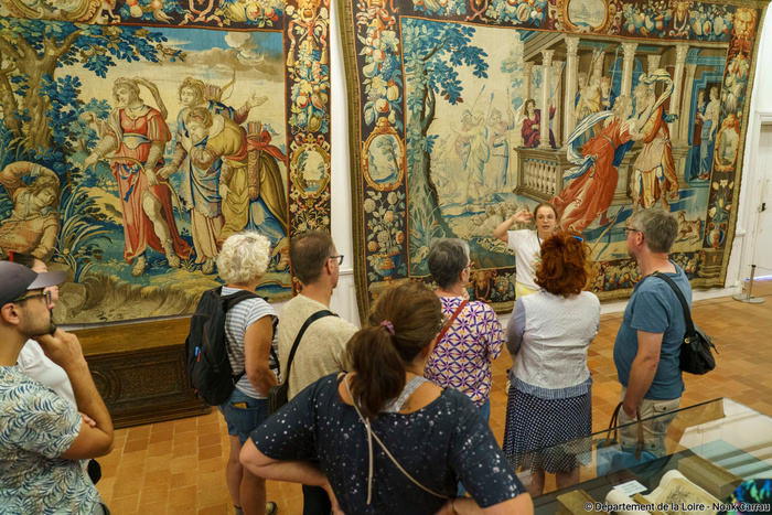 Visite thématique - Au fil des collections : les arts décoratifs à la Bâtie d'Urfé Château de la Bastie d'Urfé Saint-Étienne-le-Molard