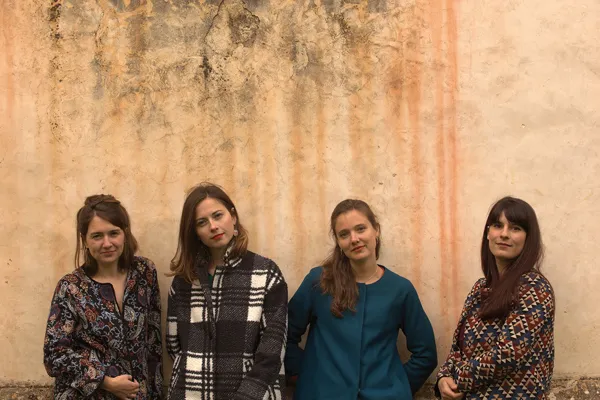 Vous avez dit Brunettes ? Les Kapsber’girls