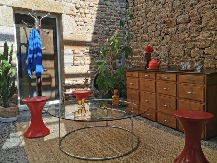 À Rezé, Ta grand-mère avait du goût brocante reze