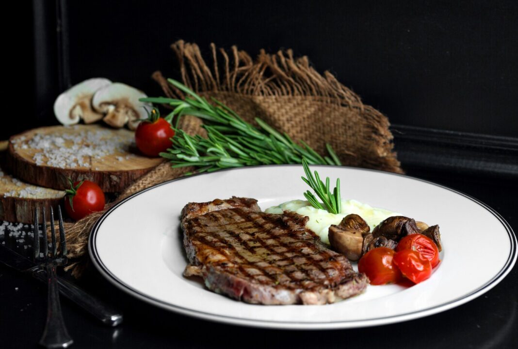 Après-midi détente et repas en soirée par La Roquille en fêtes La Roquille