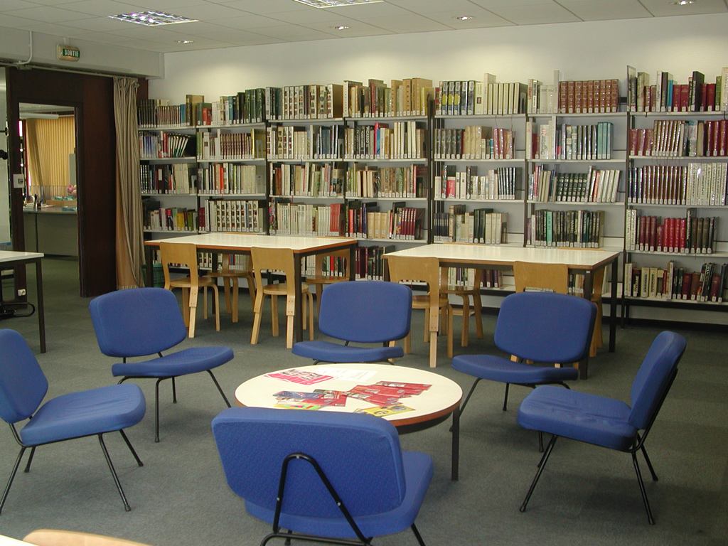 ATELIER CRÉATIF DE PÂQUES Place du Foirail Mende 2026-04-04