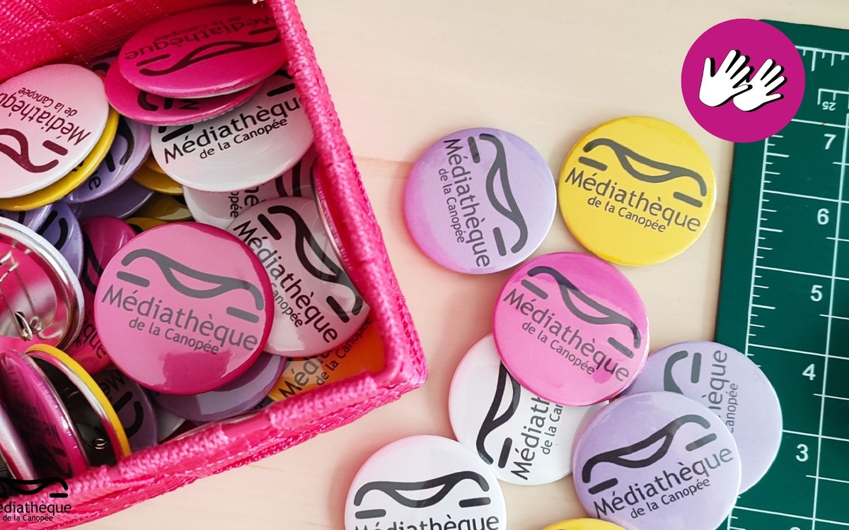 Atelier création de badges LSF/FR Médiathèque de la Canopée  PARIS