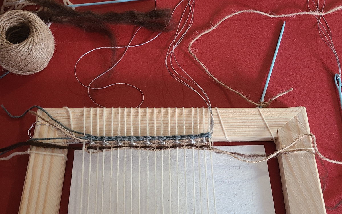 Atelier d’initiation au tissage par Astrid-Laure Hadacek (Maison Gacha) Bibliothèque des Batignolles  Paris