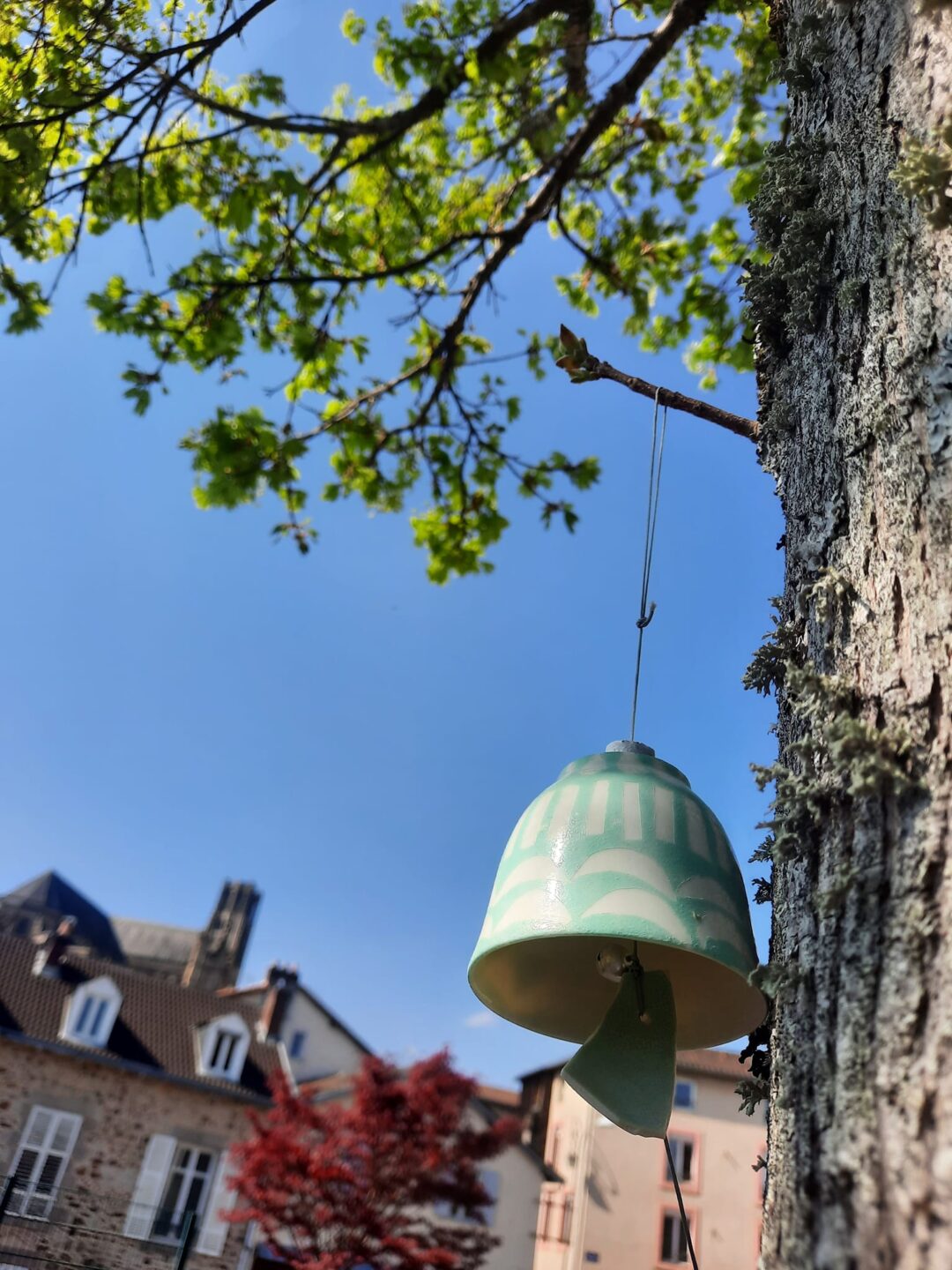Atelier Enfant 8-12 ans Cloche de porcelaine Limoges