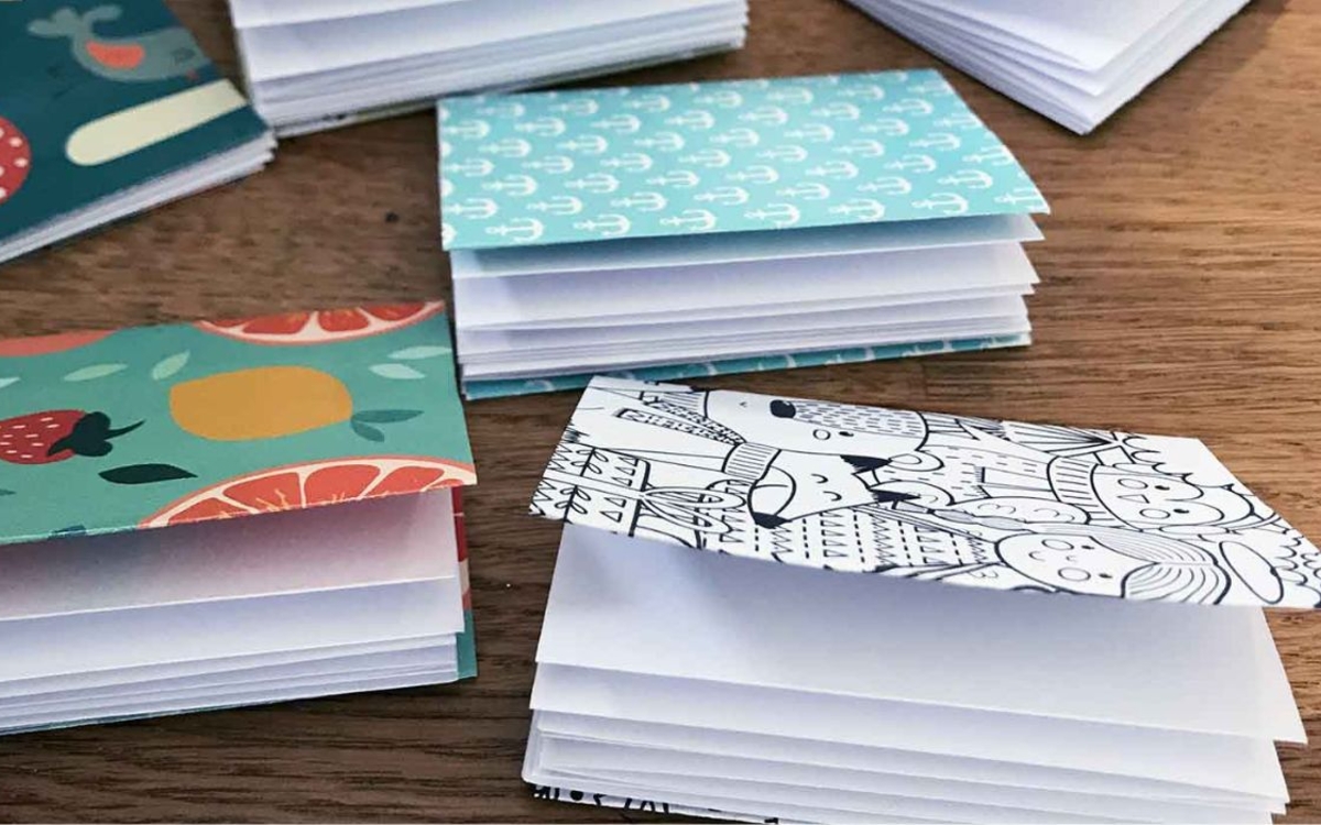 Atelier mini-livres Bibliothèque Colette Vivier  Paris