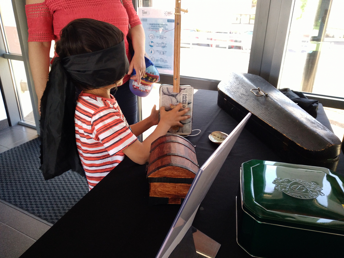 Ateliers autour de l'ouïe et du toucher au Musée de Mirecourt Jardin du luthier Mirecourt