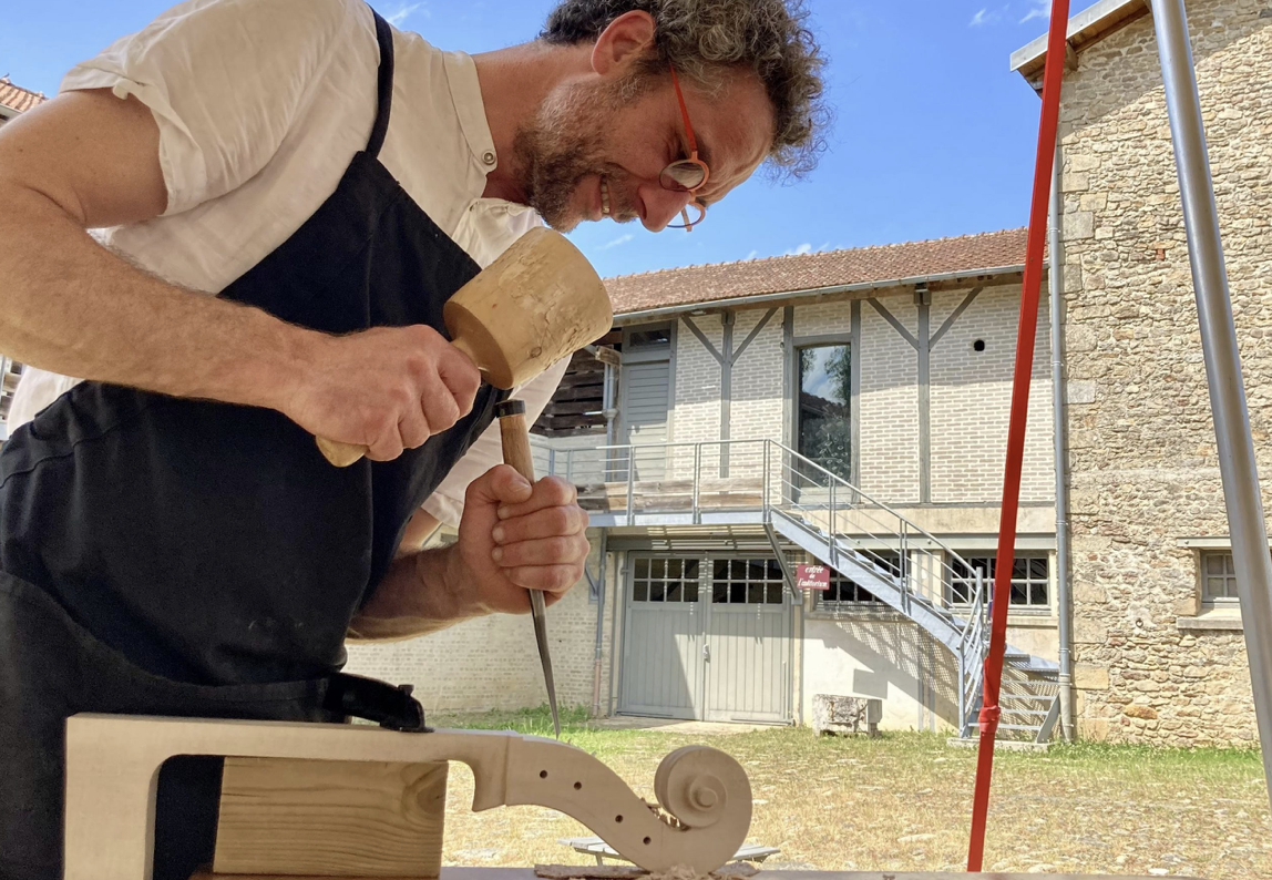 Balade matri-patrimoine Visite des ateliers de lutherie de l’ALADFI 2 impasse de l’église et de la cure Villefavard 2026-05-23