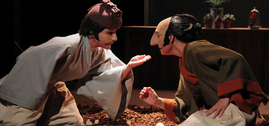 Caché dans son buisson de lavande