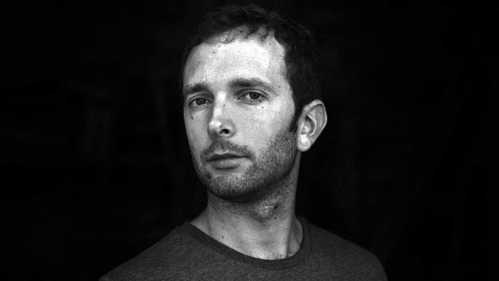 Comment répondre à la violence du capitalisme ? Bains des Pâquis Genève