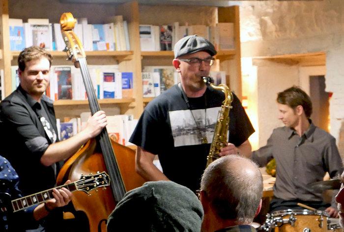 Concert à la librairie Livres Books & Cie Kareem Kandi Rue du Pendillou Montcuq-en-Quercy-Blanc 2026-04-11