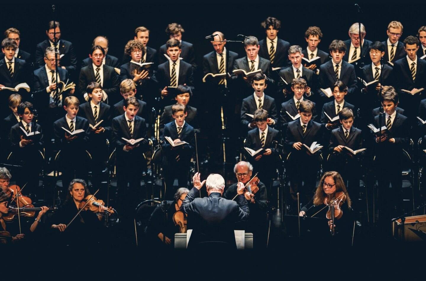 Concert par la Maîtrise de Sainte-Croix de Neuilly Église de l'Assomption de la Vierge Eaux-Puiseaux 2026-04-23