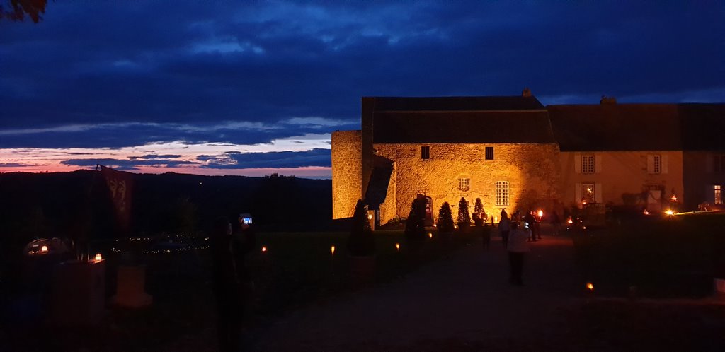 Créez votre propre capsule temporelle Châteaux en fête 2 chemin du Château Châlus 2026-04-25