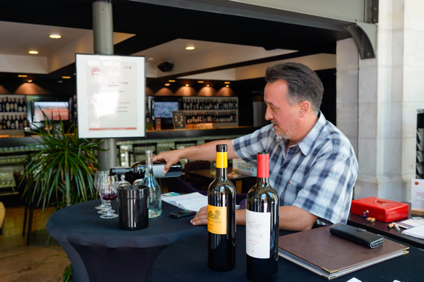 Dégustations vigneronnes du Malbec Lounge Place François Mitterrand Cahors 2026-05-01